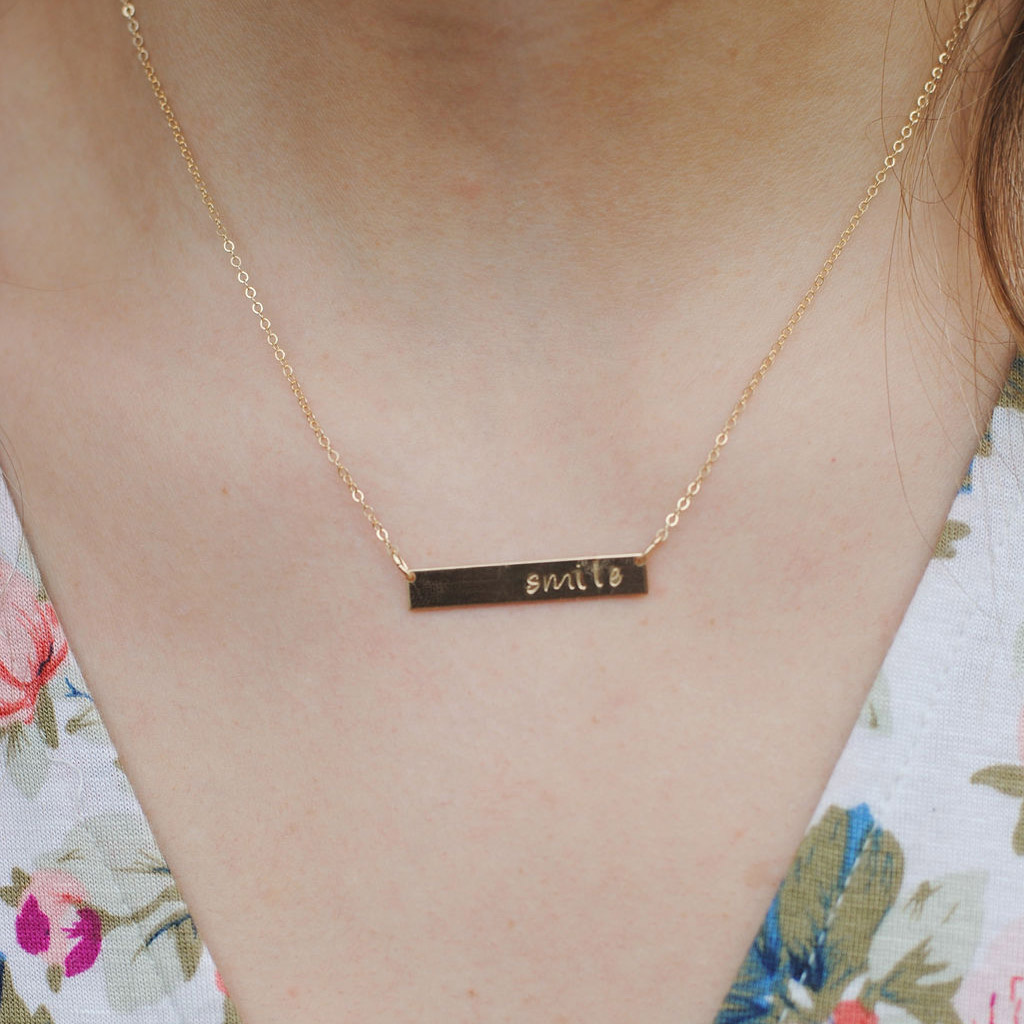Mantra shop bar necklace