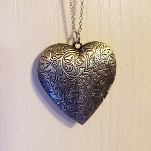 Large Silver Heart Locket photo review