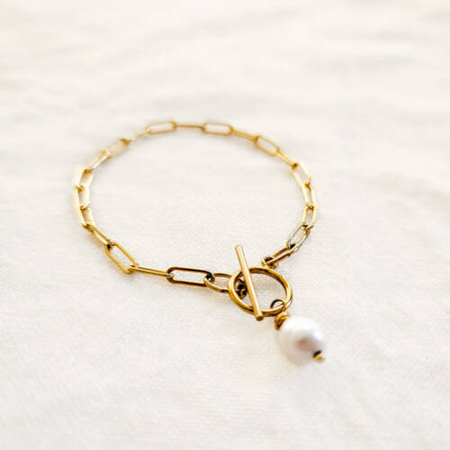 Chunky Toggle Clasp Wire Wrapped Pearl Bracelet