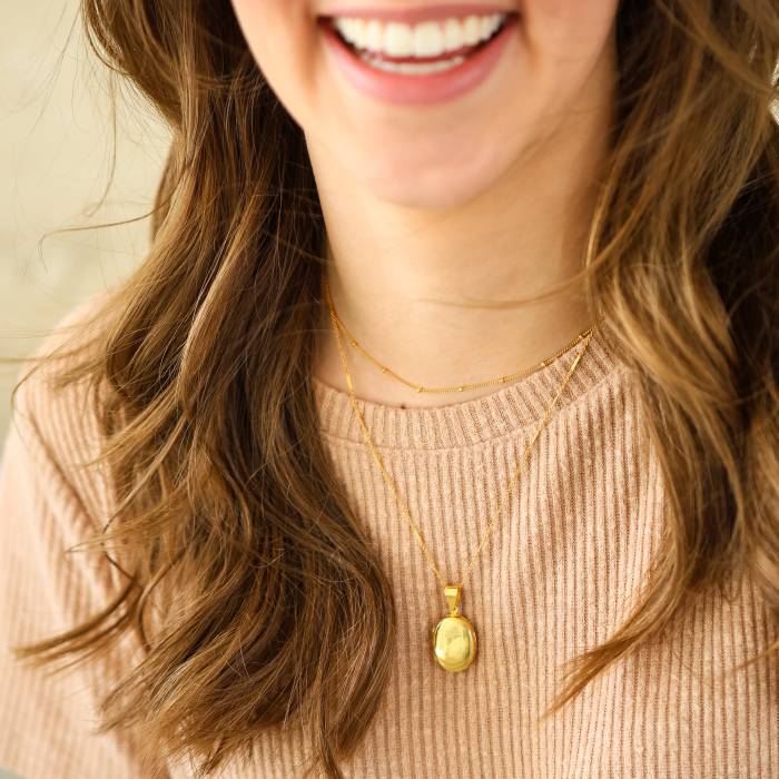 Oval Sterling Silver or Gold Filled Locket on Bar and Curb Chain - Image 2