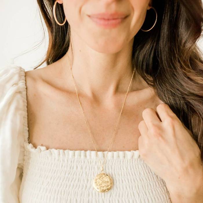 Vintage Floral Locket on Satellite Chain - Image 2