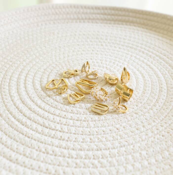 Pearly Girly Hoop Earrings - Image 4