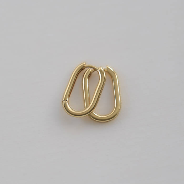 Luxe Oval Hoops